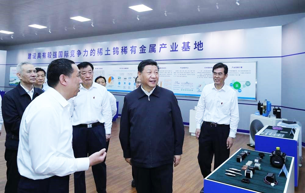 习近平主席参观拓又达伺服电机项目
